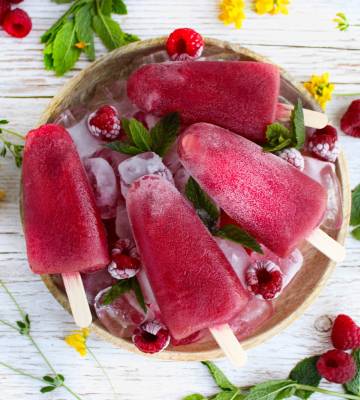 Glace au mélange de fruits